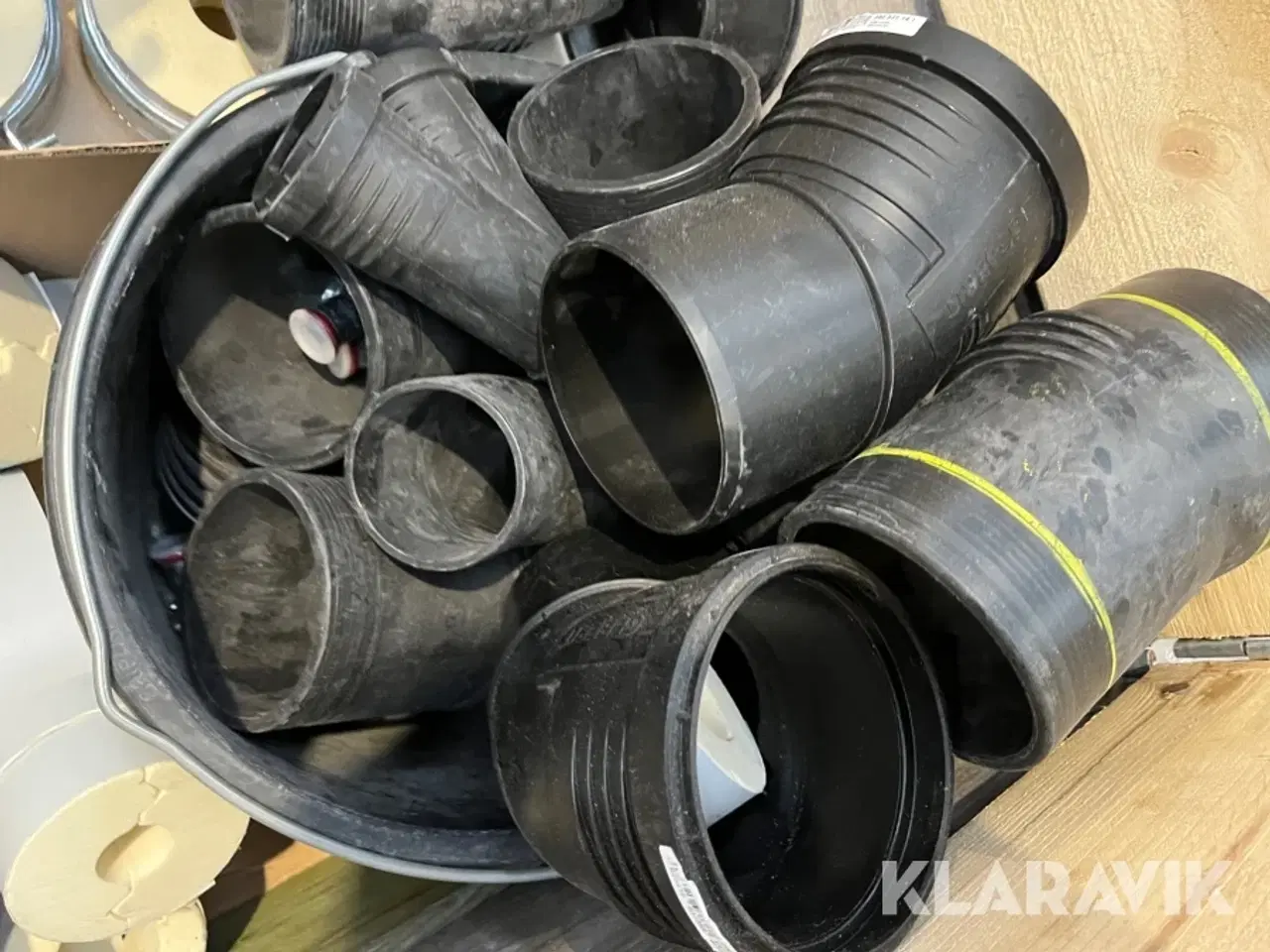 Billede 7 - Lot - VVS, rør, rørbærere og øvrigt - 2 paller