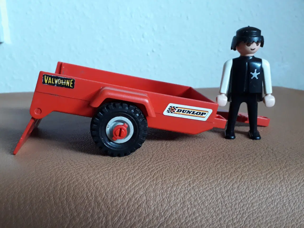 Billede 3 - Legetøjstraktor med Trailer