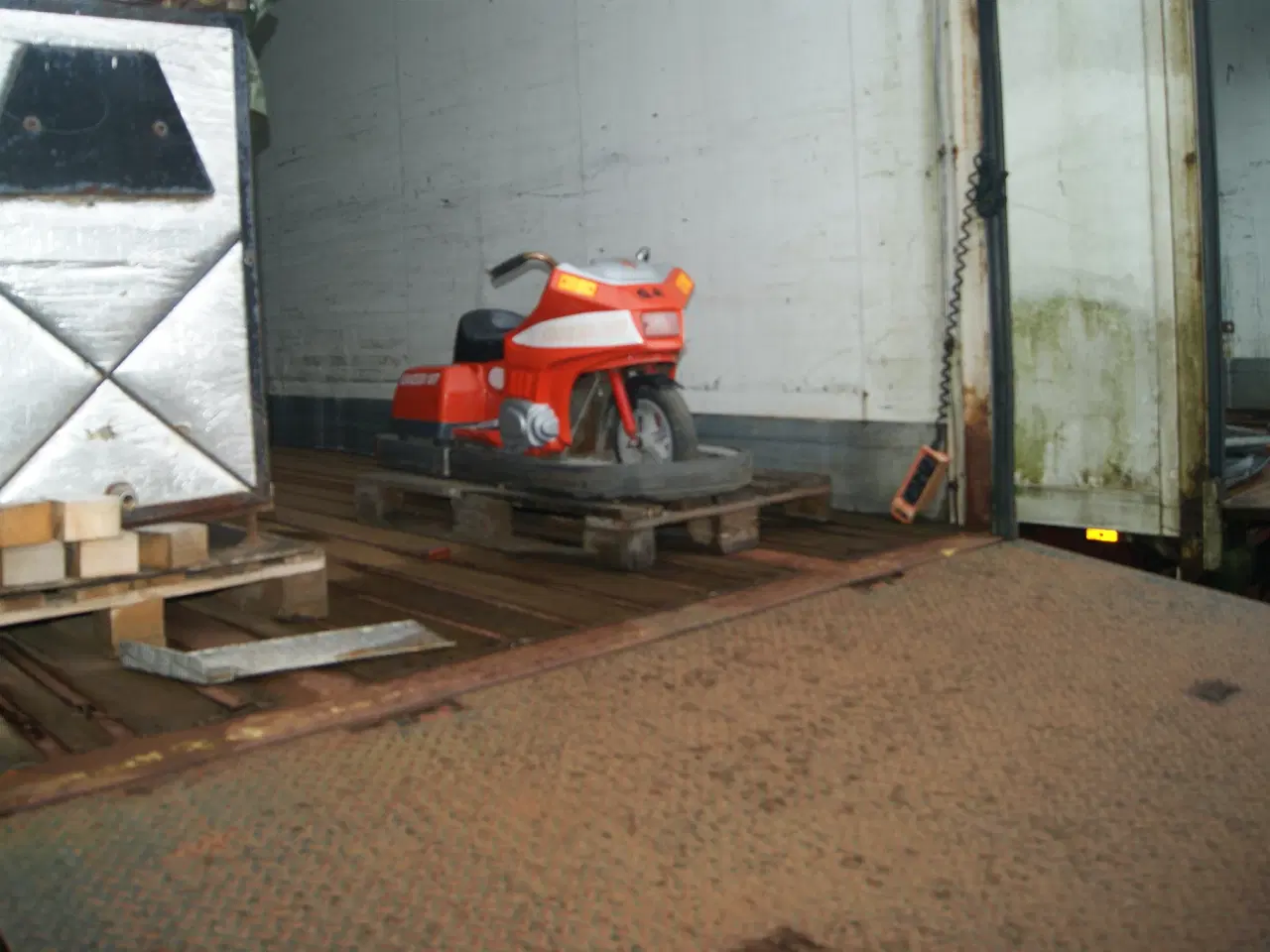 Billede 3 - Børne Bil/ Mc Fra Tidligere Børne radiobane. 