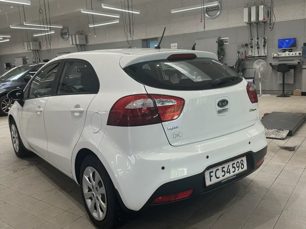 Billede 2 - HELT NY SYNET KIA RIO