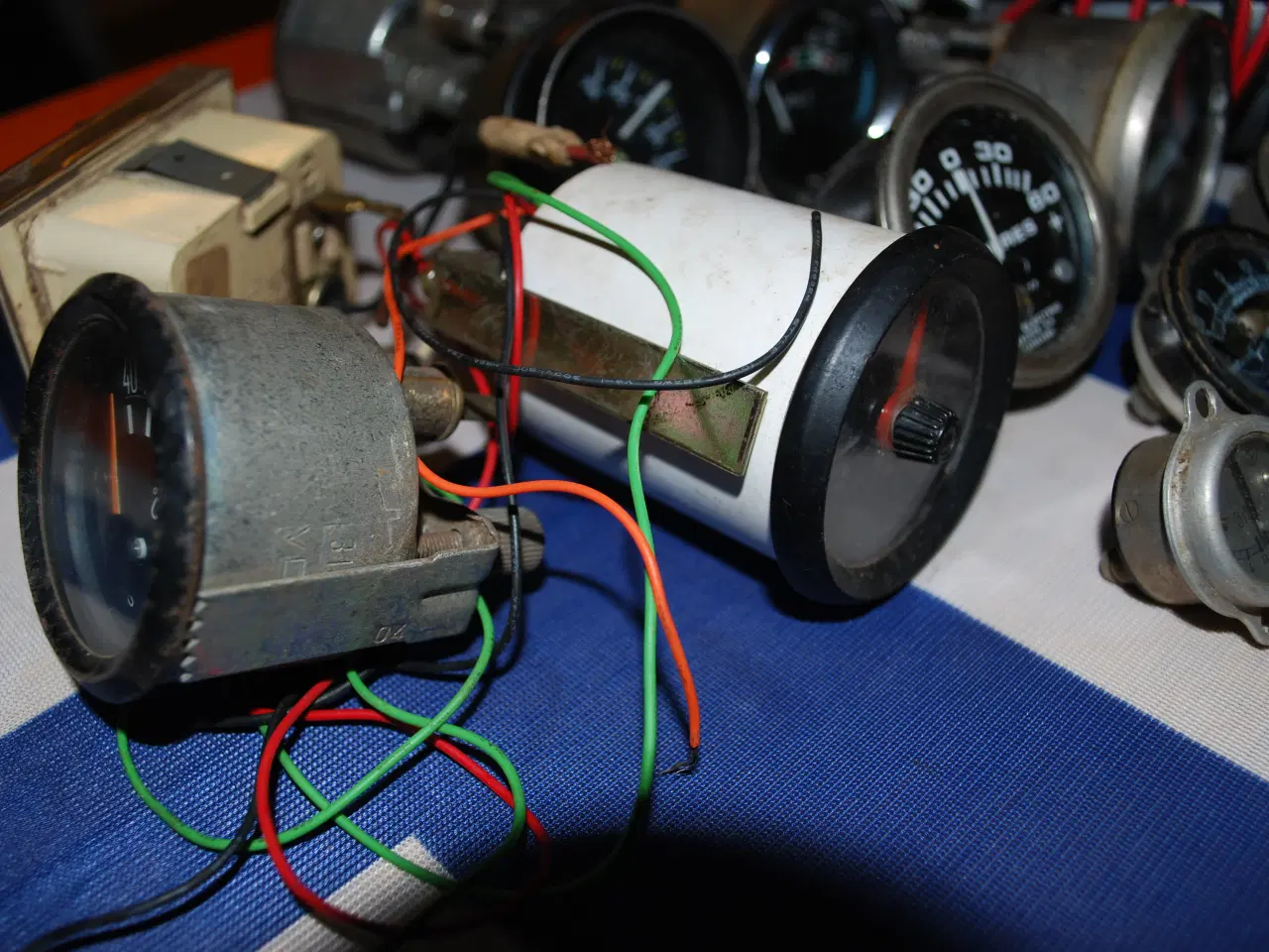 Billede 7 - Omdrejningstællere gauges mm.