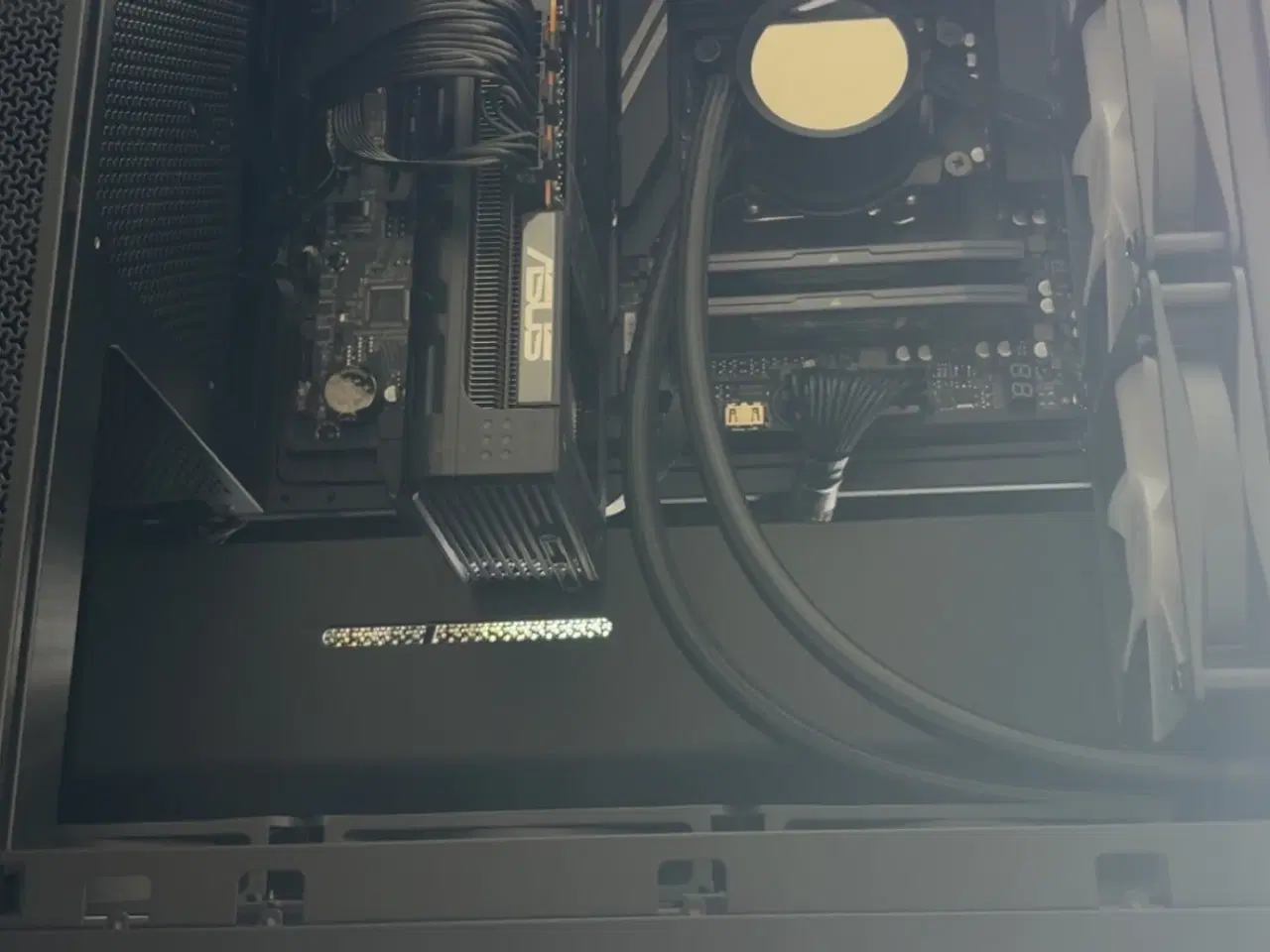 Billede 7 - Kraftig Gaming PC, RYZEN 7 9800X3D/9070 XT