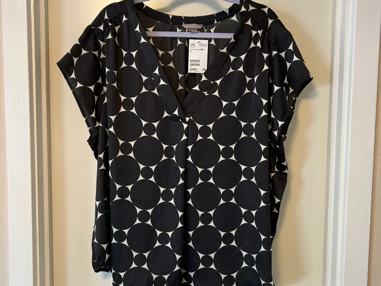 Billede 1 - Ny H&M bluse i str. 50