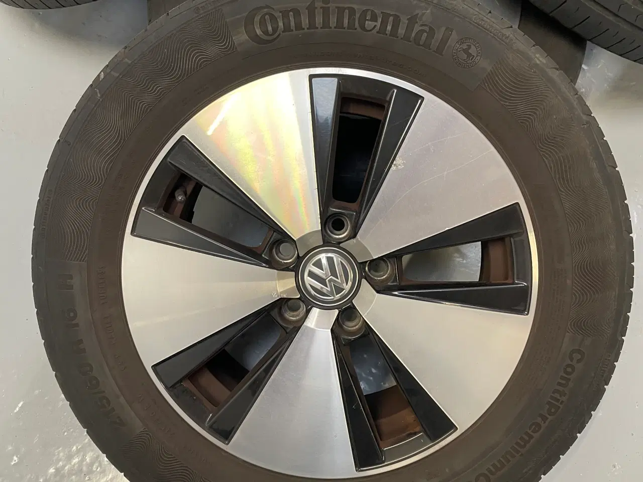 Billede 2 - 2016 VW Passat alufælge 