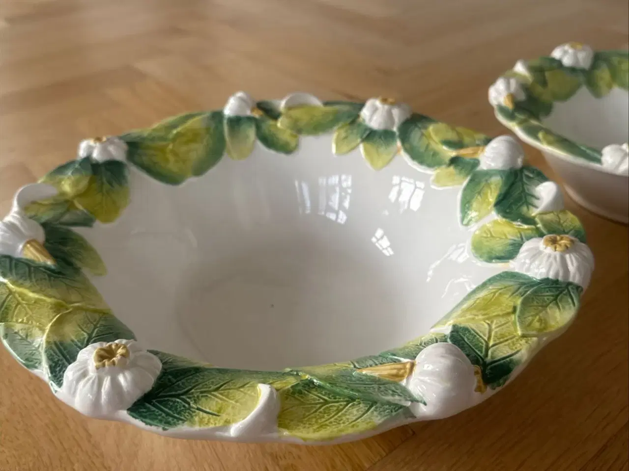 Billede 1 - Italiensk hvidløgsskåle og solsikke kande