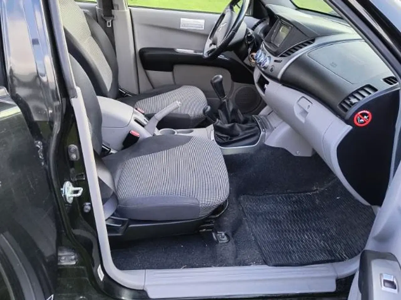 Billede 7 - Mitsubishi L200 Dob Cab 2,5 Di-D int