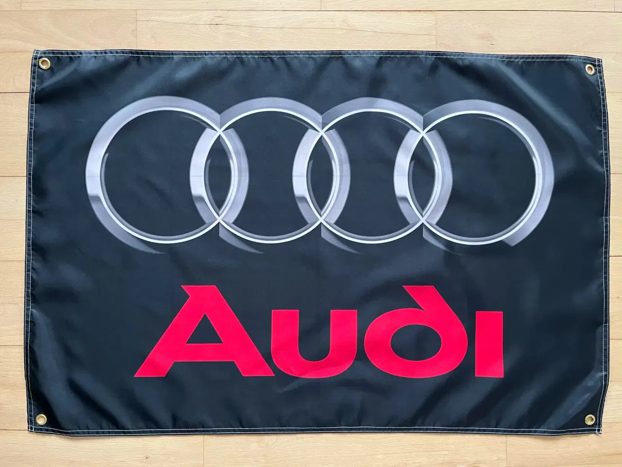 Billede 1 - Flag med Audi