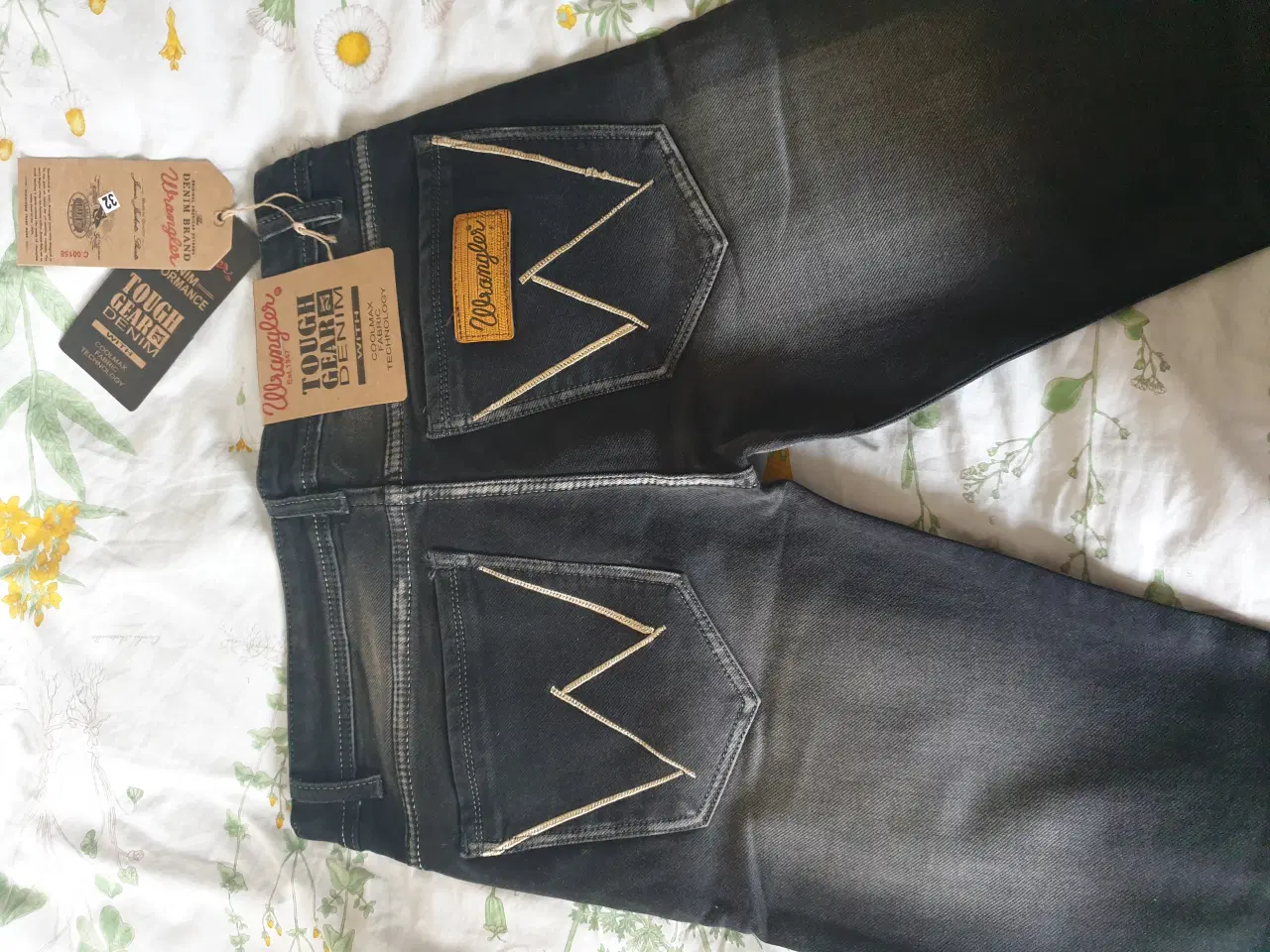 Billede 6 - Jeans, Wrangler, str. 32, Sort. Ubrugt