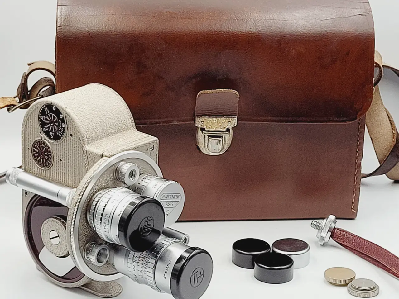 Billede 1 - ⭐️· 🎬 Bell & Howell 605 8mm Filmkamera - Klassisk