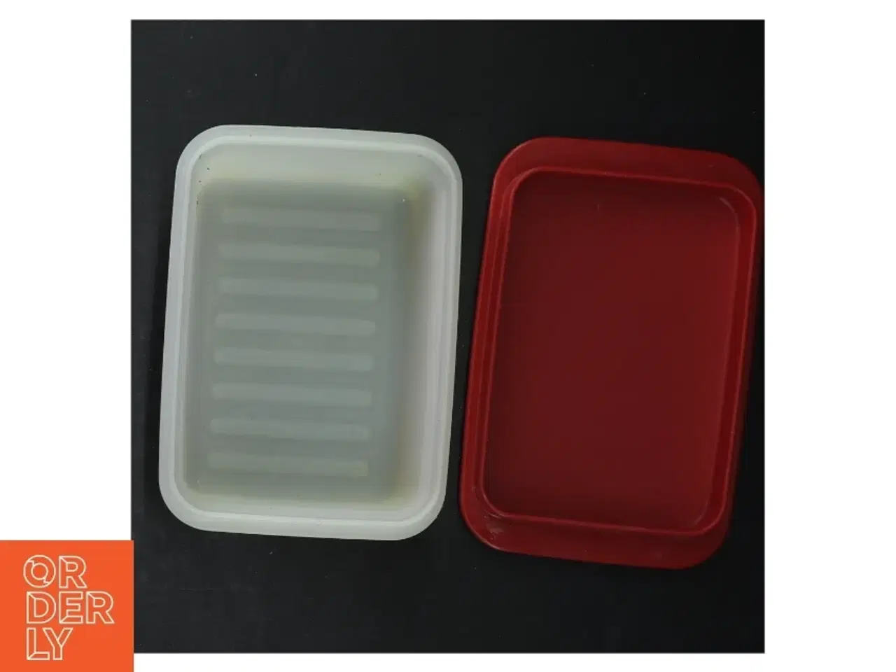 Billede 3 - Tupperware smør boks (str. 16x9 cm)