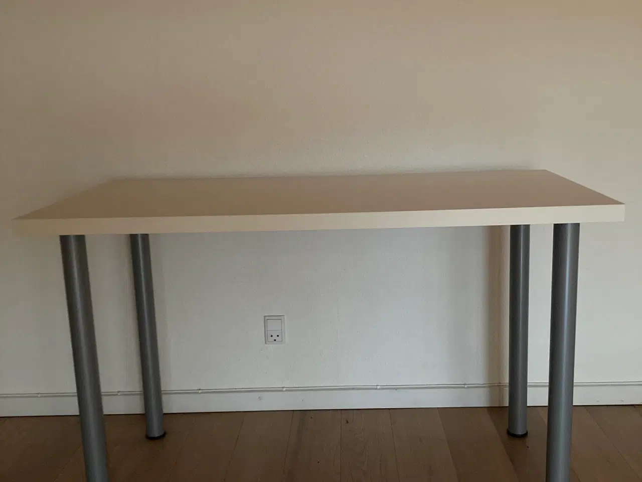 Billede 1 - IKEA skrivebord