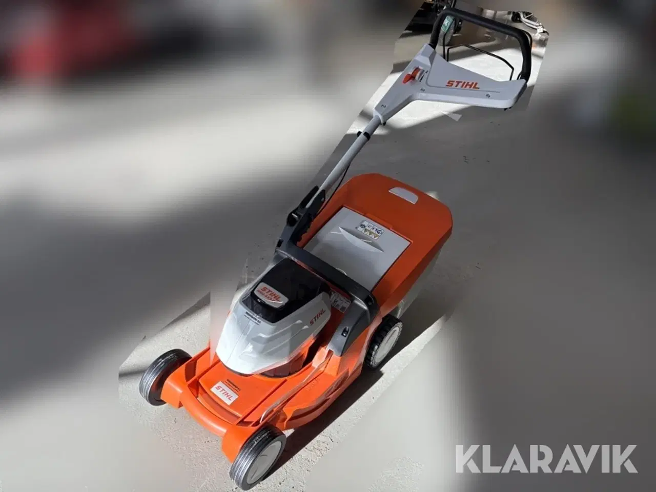 Billede 1 - Græsslåmaskine STIHL RMA 443 PV