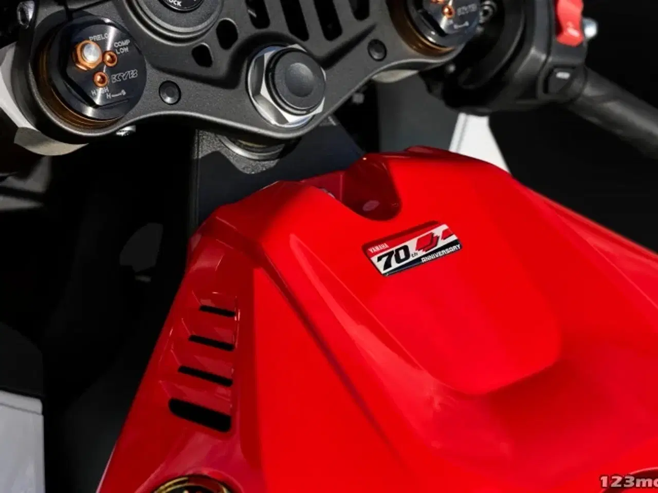 Billede 17 - Yamaha YZF R9 70th Anniversary