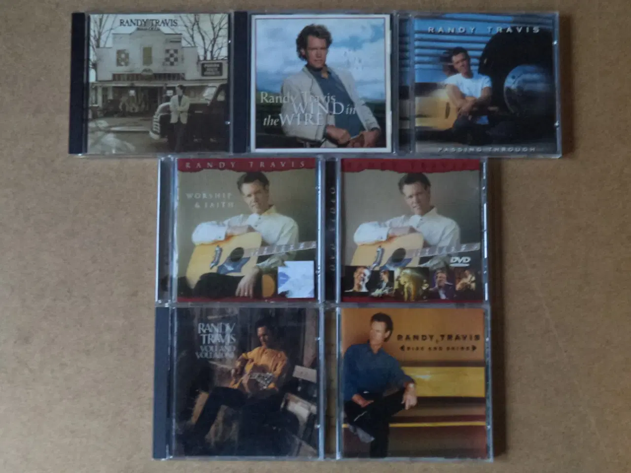 Billede 1 - .RANDY  TRAVIS  CDer sælges stykvis               