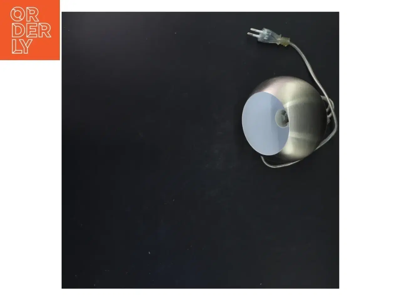 Billede 2 - Moderne bordlampe (str. 15x11 cm)