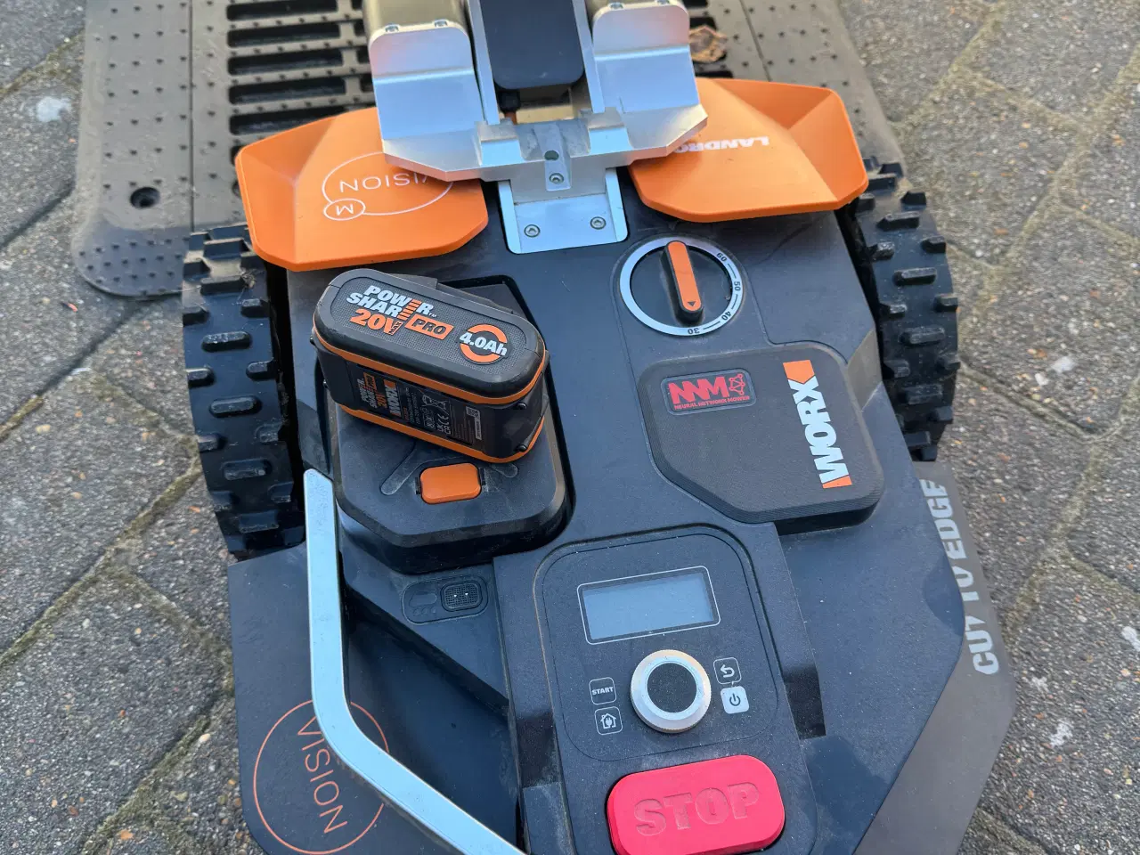 Billede 2 - Worx Vision M800 Robotklipper