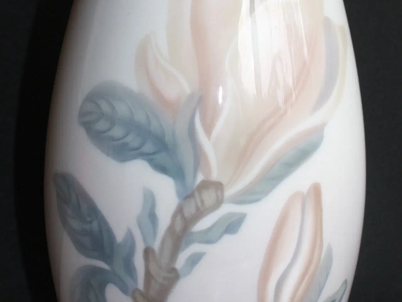 Billede 2 - Vase med Magnolia, Bing og Grøndahl