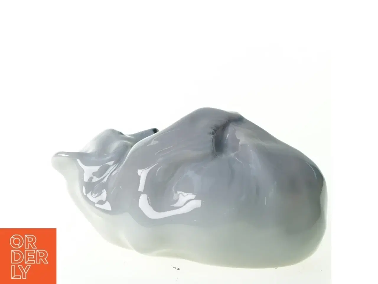 Billede 3 - Liggende isbjørn fra Royal Copenhagen (str. 12 x 9 cm)
