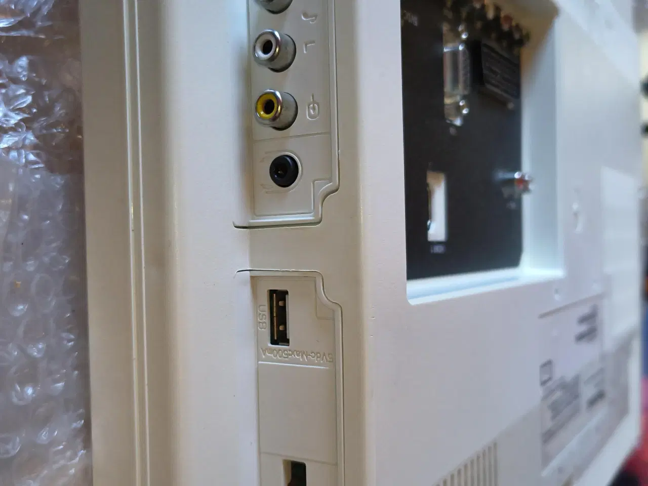 Billede 3 - 22" TV med monitor funktion god på retro udstyr