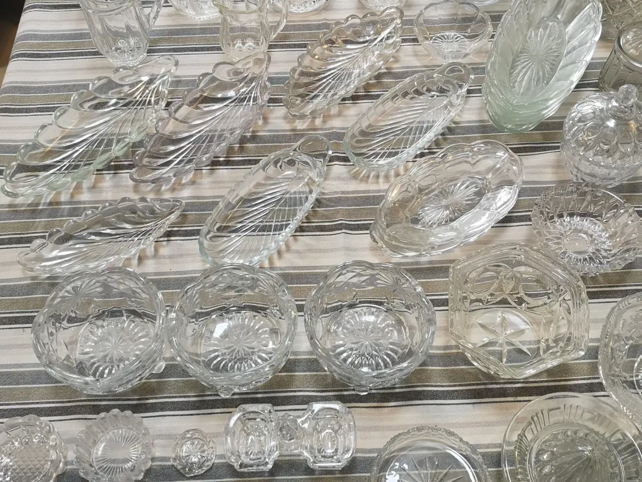 Billede 4 - Glas, Fyns glasværk, skåle, fade, asietter 