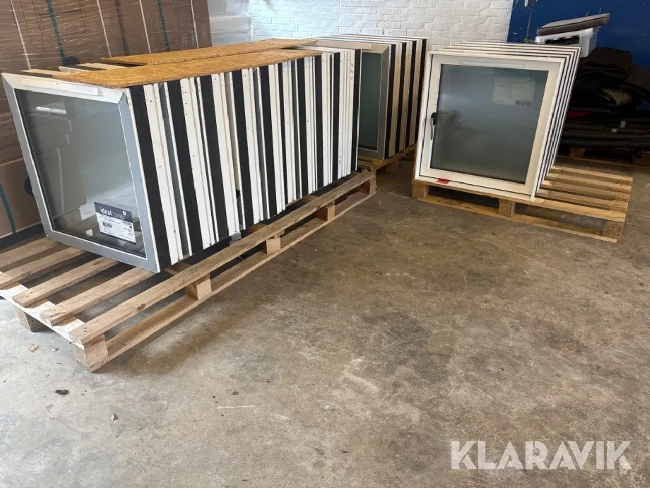 Billede 1 - Vinduer Idealcombi Futura +i 19 styk