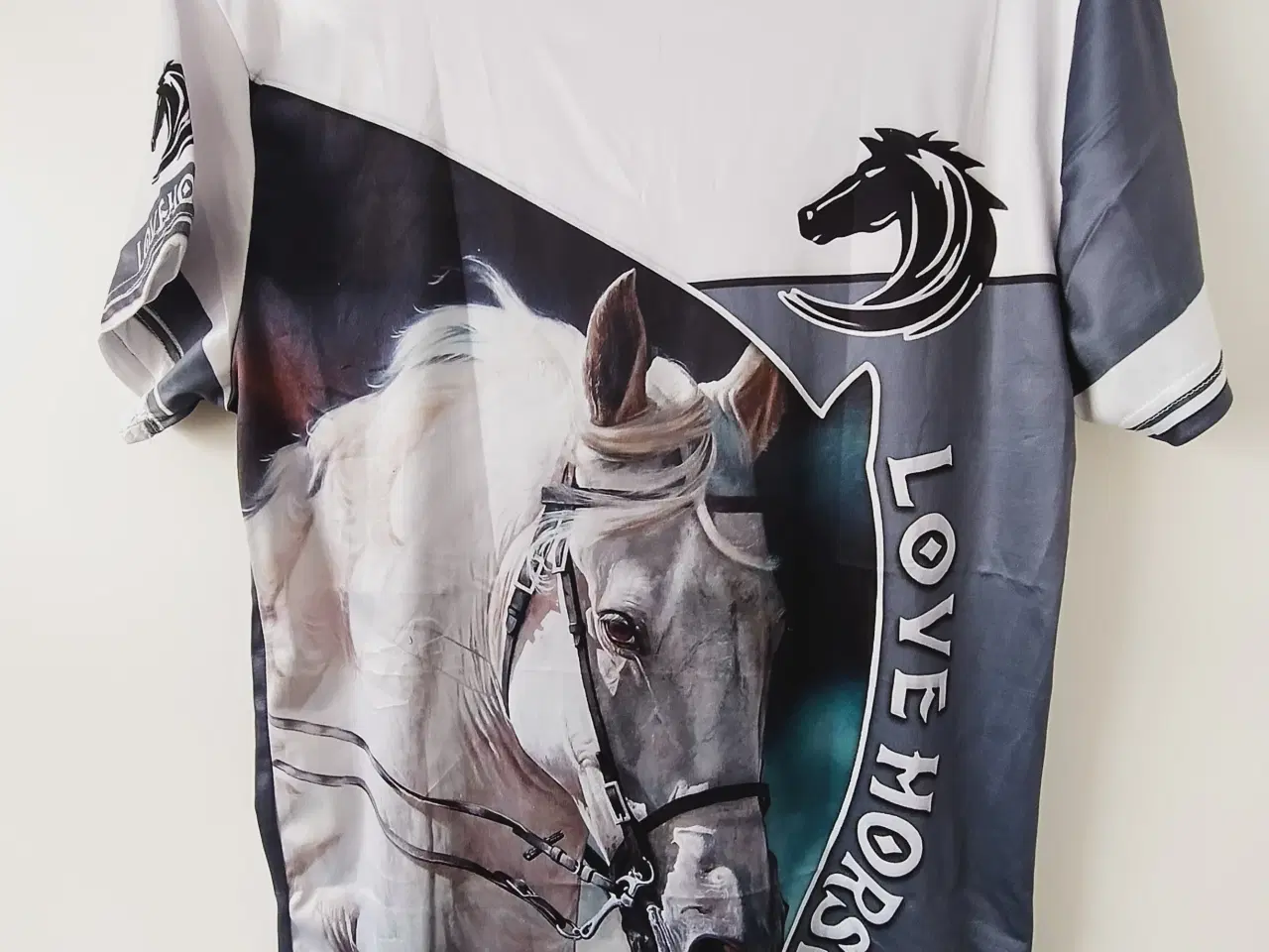 Billede 3 - 2 stk heste T-shirts helt nye