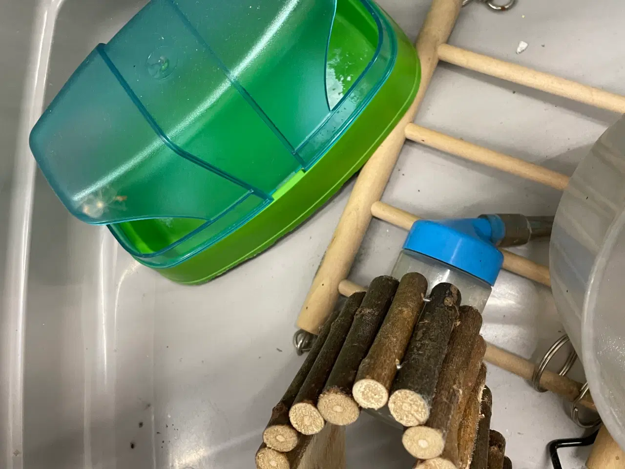 Billede 4 - Hamsterbur med indhold.