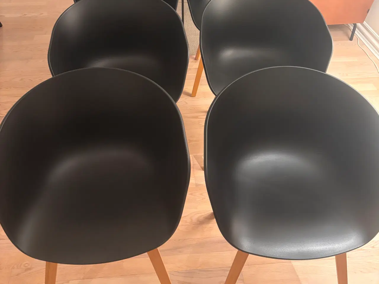 Billede 1 - HAY AAC 22 About A Chair Vandbaseret lakeret Eg