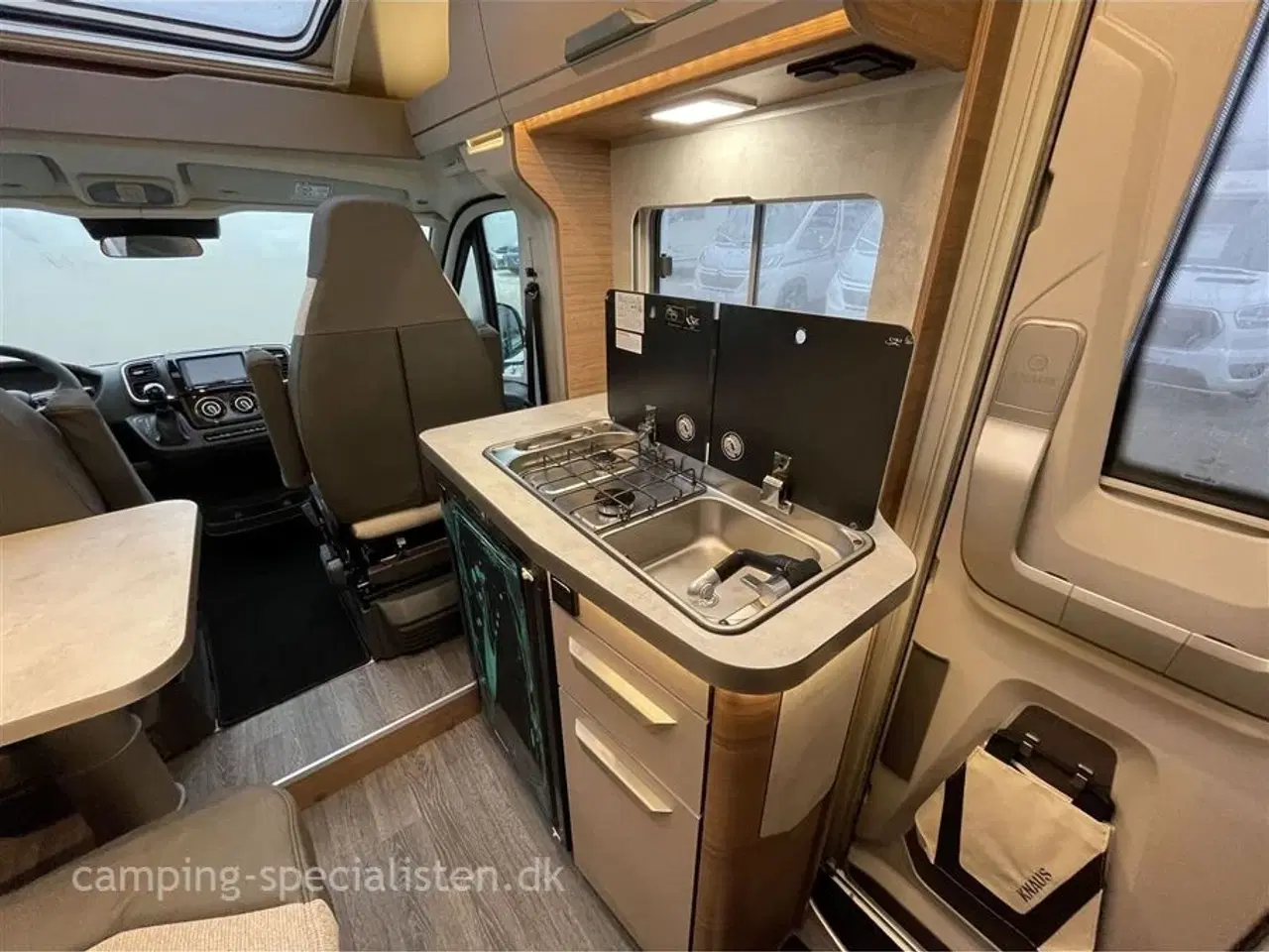 Billede 10 - 2026 - Knaus Van Ti 550 MF "Vansation"   Knaus Van Ti 550 MF Vansation 2026 - Kan ses nu hos Camping-Specialisten.dk