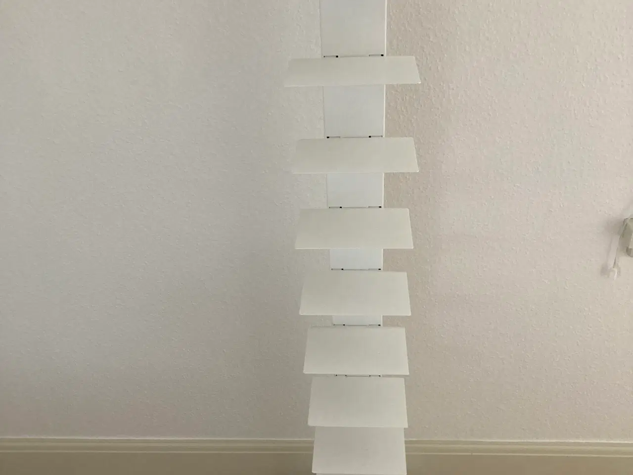 Billede 5 - Bogreol stående Radius Design