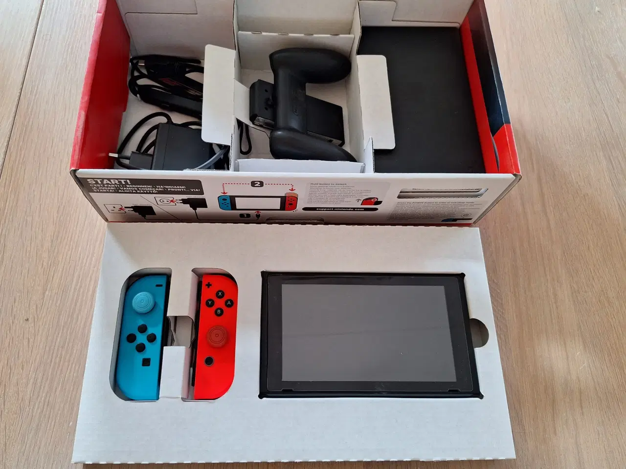 Billede 2 - Nintendo Swift i originale æsker. 7 spil, taske