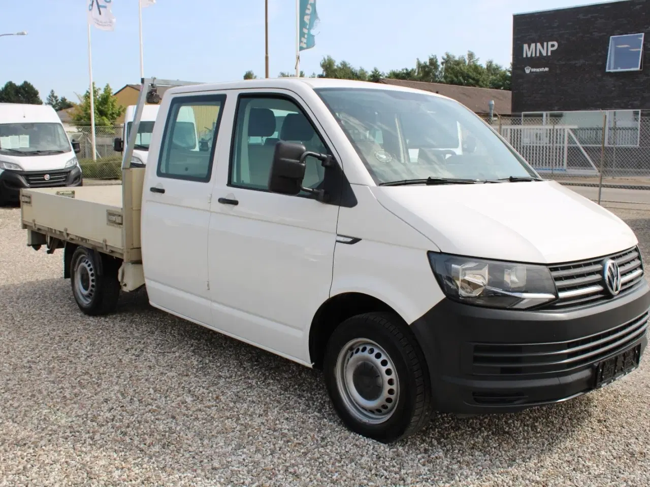 Billede 2 - VW Transporter 2,0 TSi 150 Mandskabsvogn m/lad