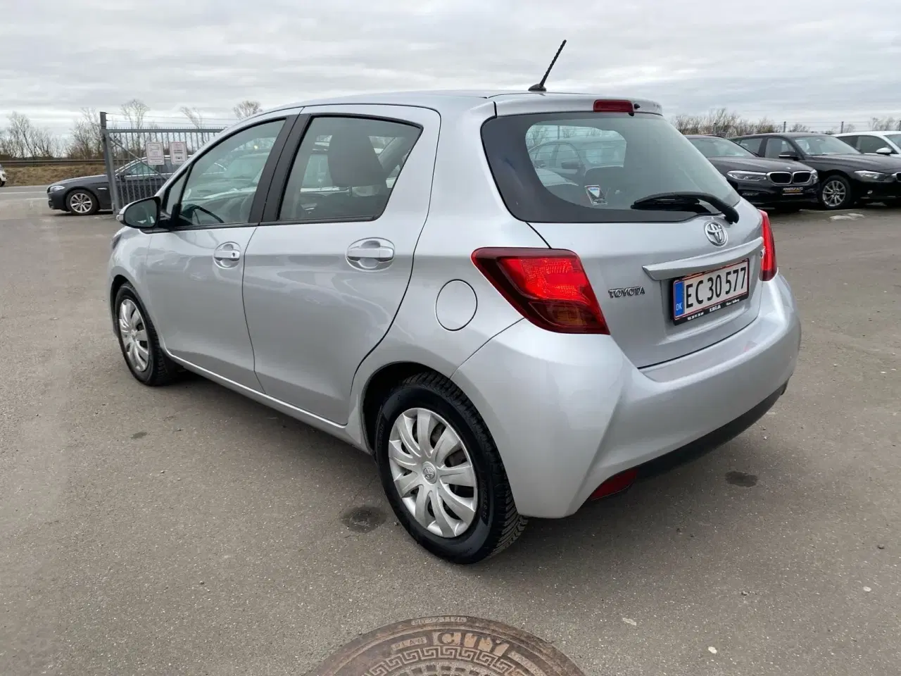 Billede 4 - Toyota Yaris 1,0 VVT-I T2 69HK 5d