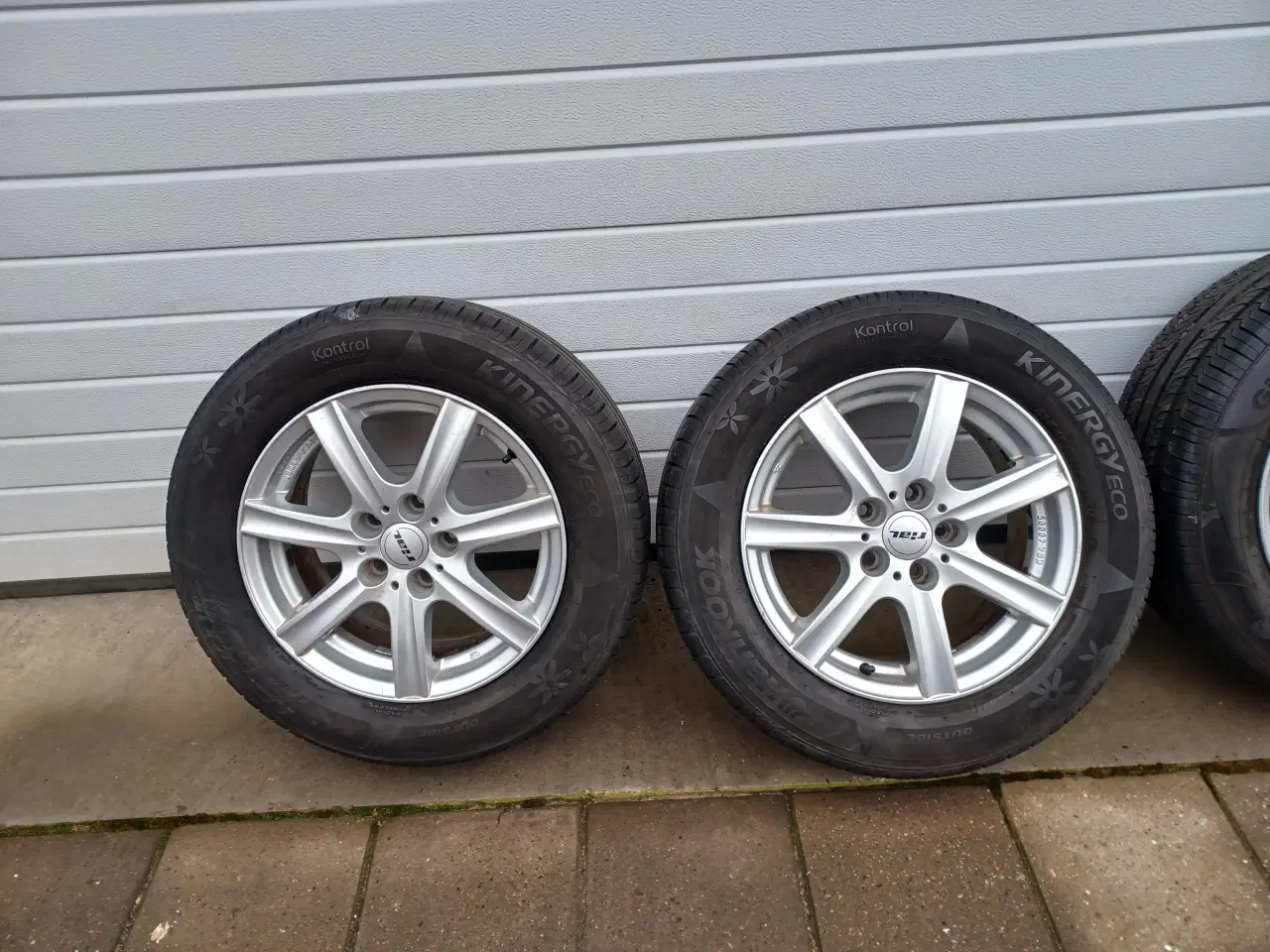 Billede 2 - VW, Skoda, Audi alufælge med sommerdæk.