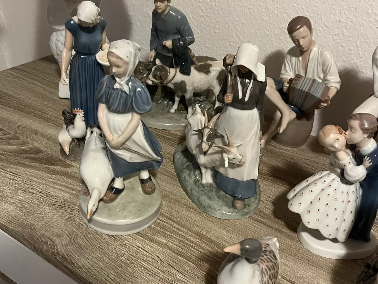 Billede 3 - Royal Copenhagen, Bing og Grøndahl porcelæns figur