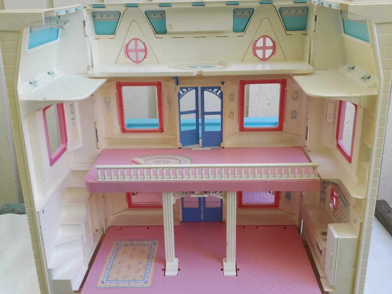 Billede 2 - Dukkehus Stort Fisher-Price.