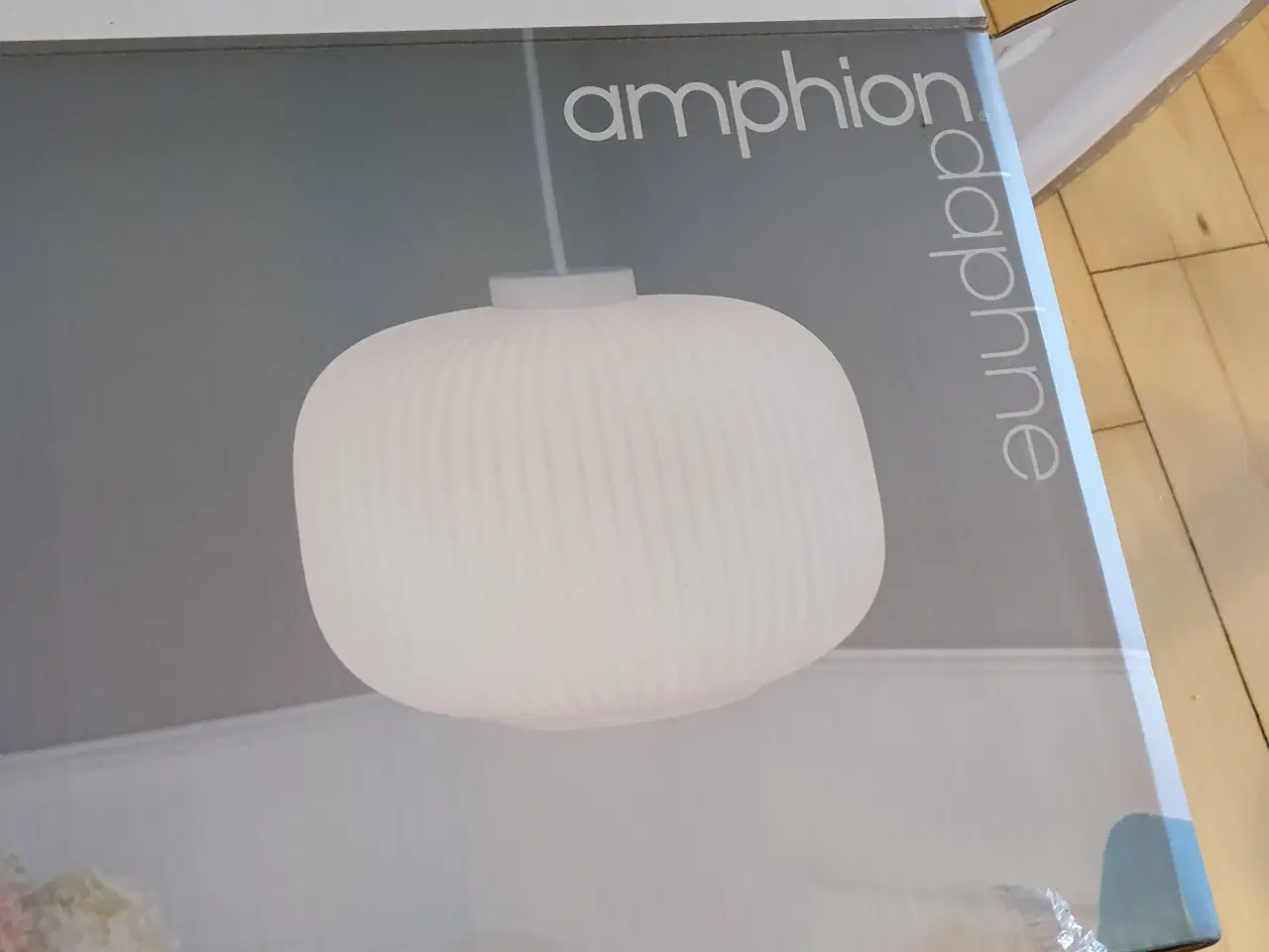 Billede 1 - Helt ny loft-lampe