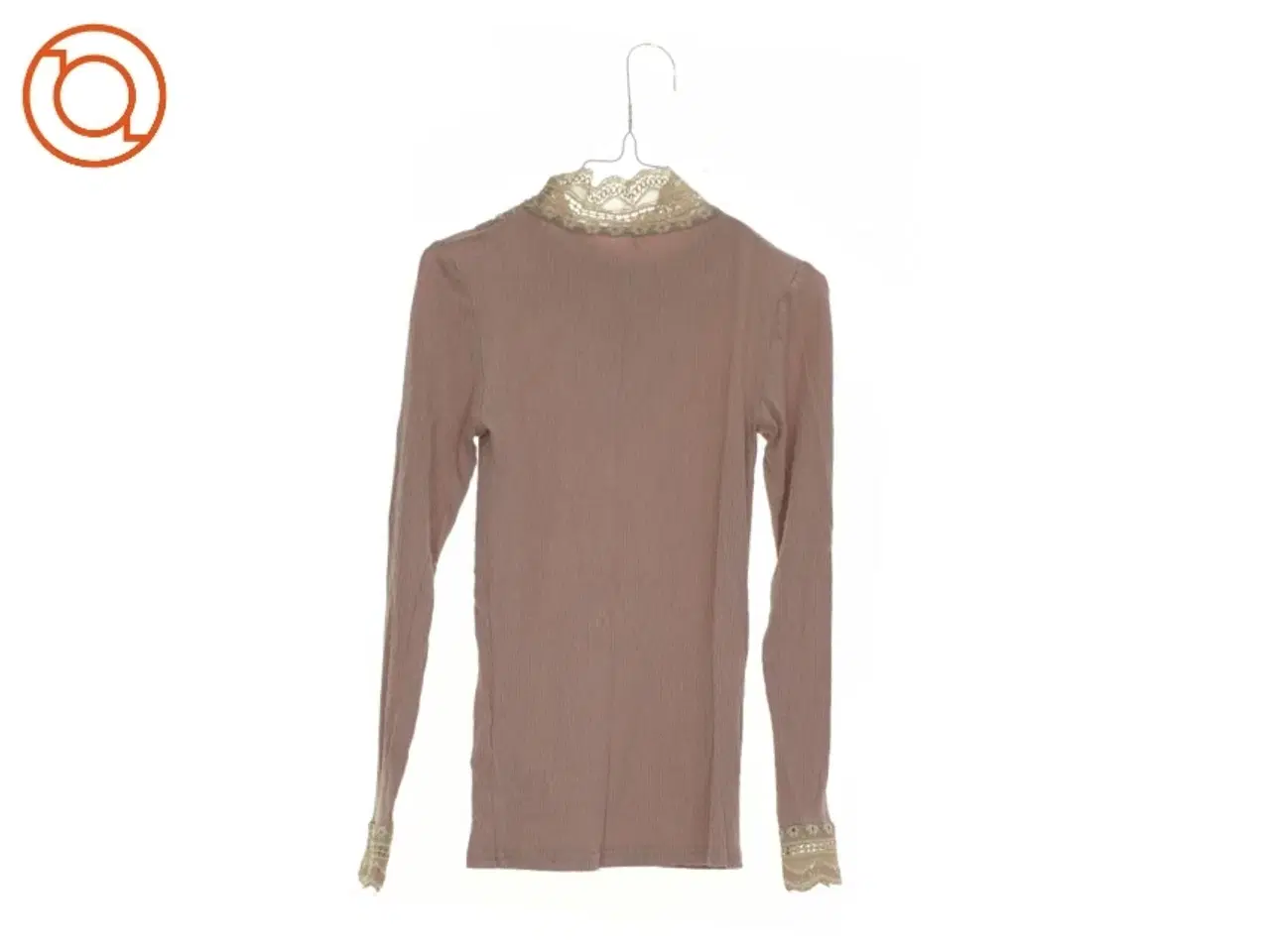 Billede 1 - Bluse fra Name It (str. 140 cm)