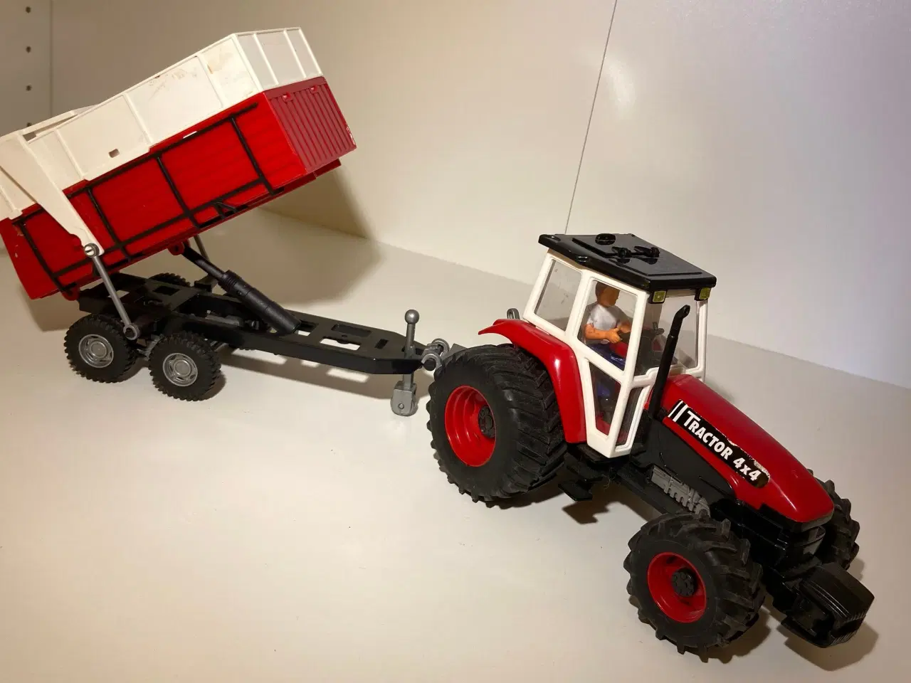 Billede 3 - Legetøjs traktorer 