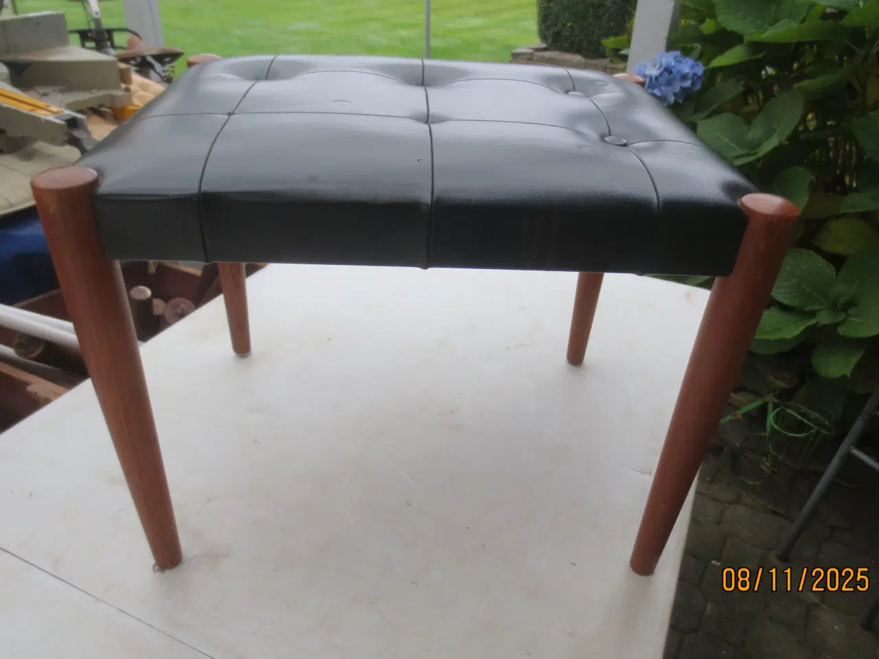 Billede 4 - 1 stk Erik Jørgensen Fodskammel med Teak ben