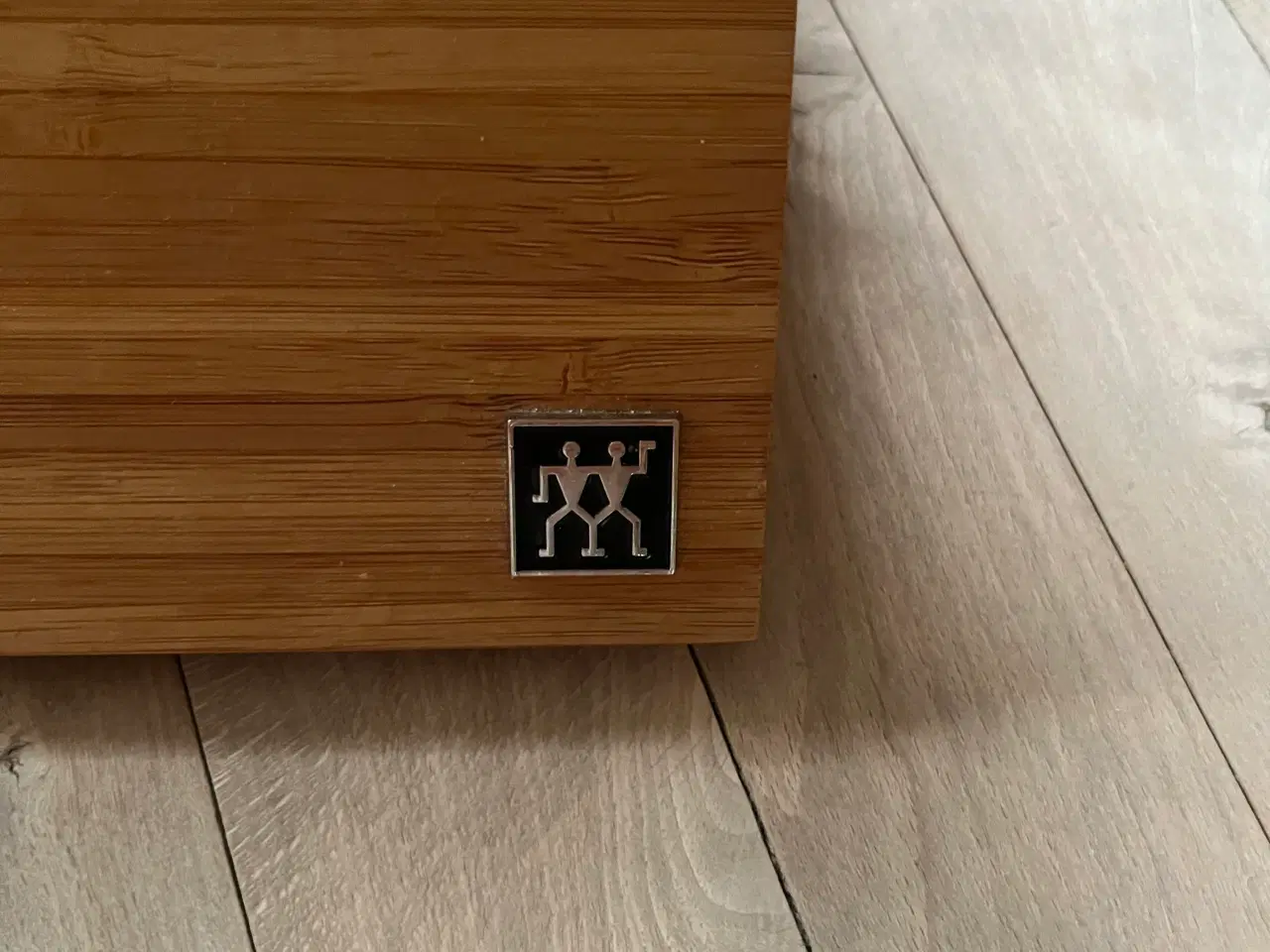 Billede 2 - Zwilling knivblok med magnet