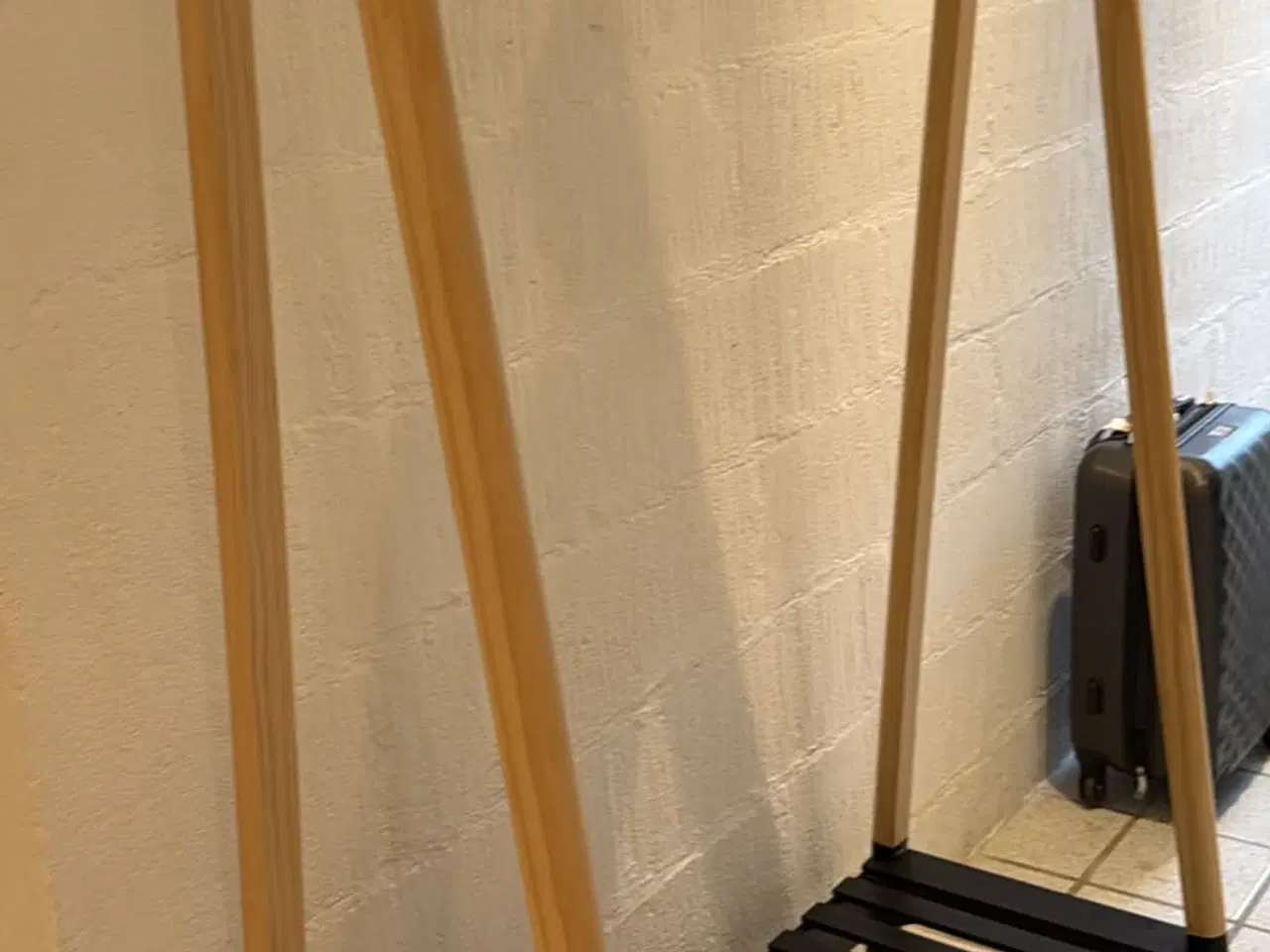 Billede 1 - Tøjstativ JENNET Jysk