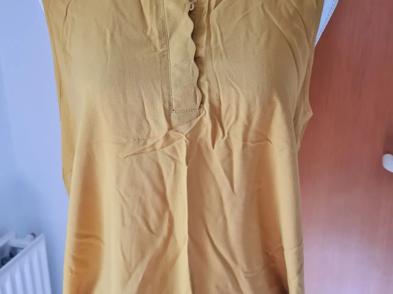 Billede 3 - Ny top str L 40 Only