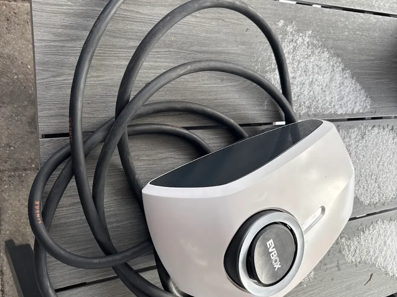 Billede 1 - El-bil lader monteret med et alm. 16A stik