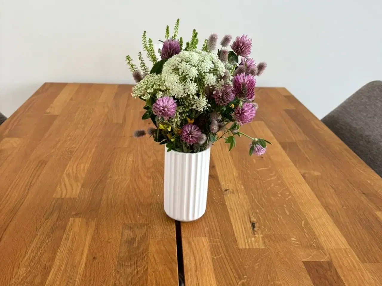 Billede 2 - Spisebord med tillægsplade