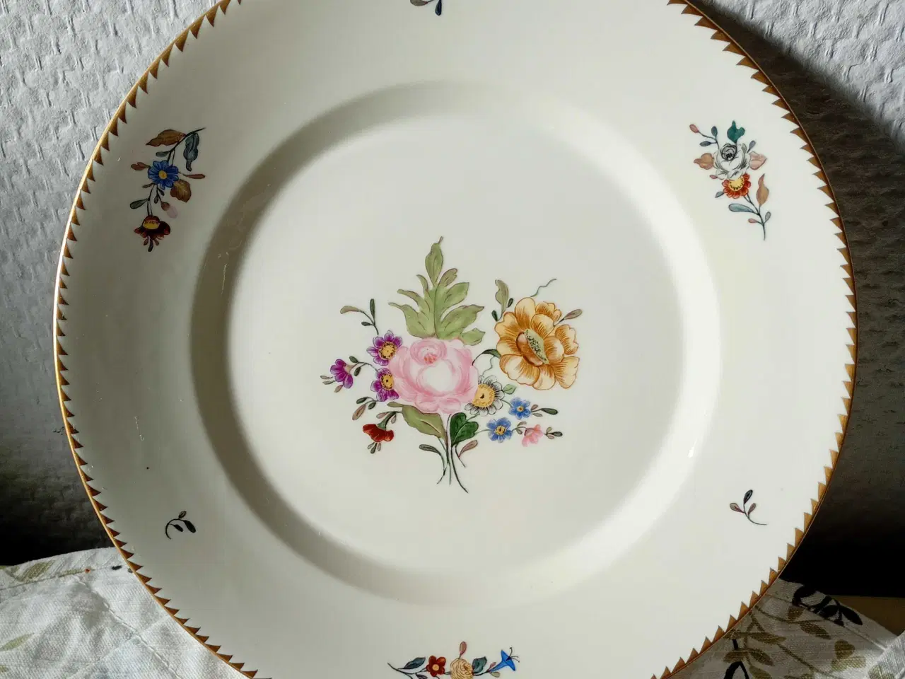 Billede 11 - 12 spise tallerkner fra Royal Copenhagen