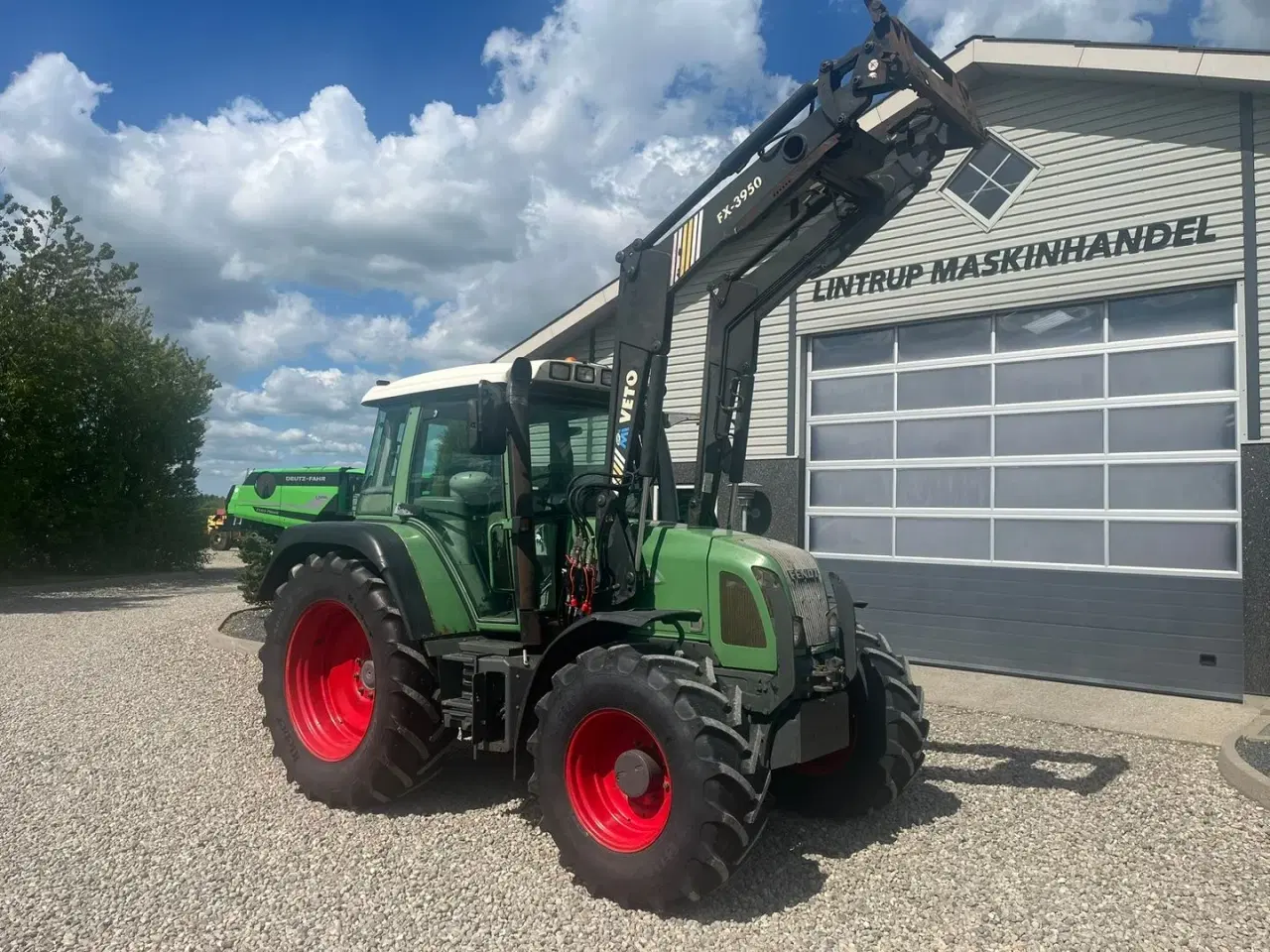Billede 18 - Fendt 410 Vario med frontlæsser.