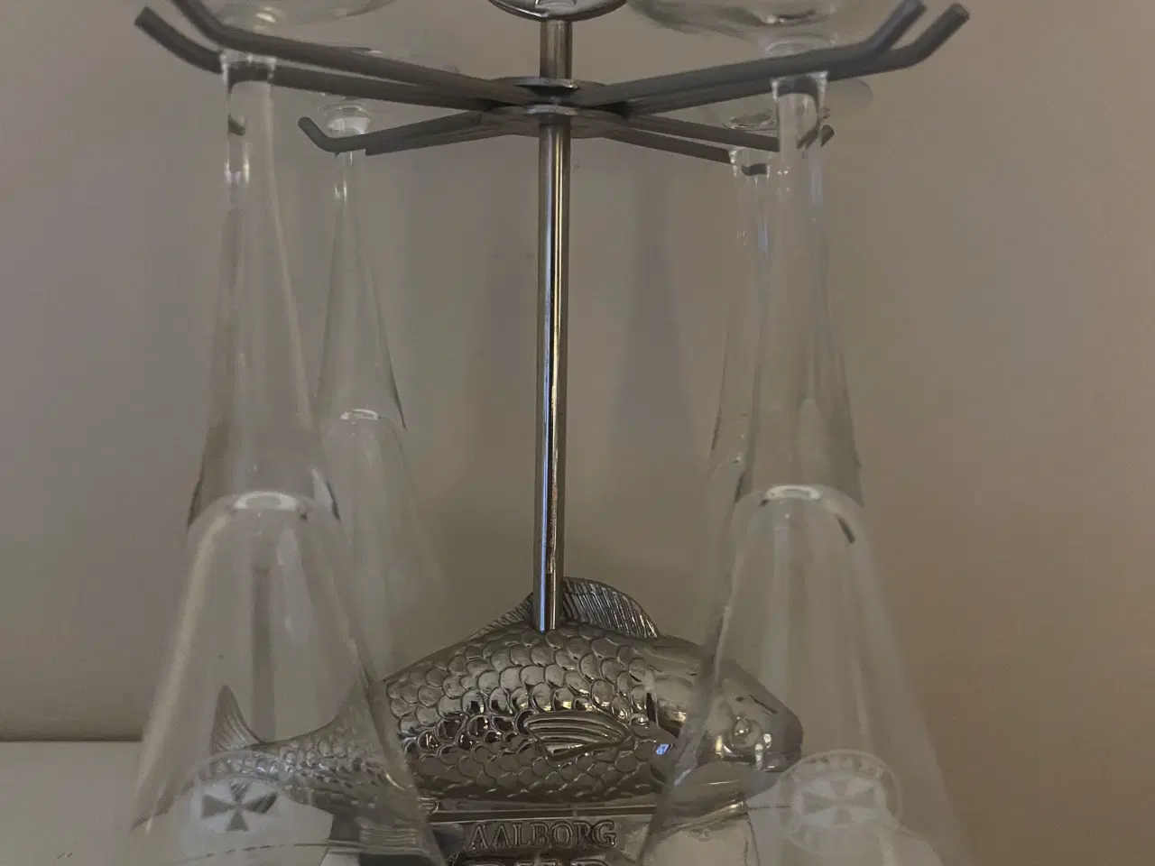 Billede 2 - Ålborg akvavit snapseglas holder og skilt