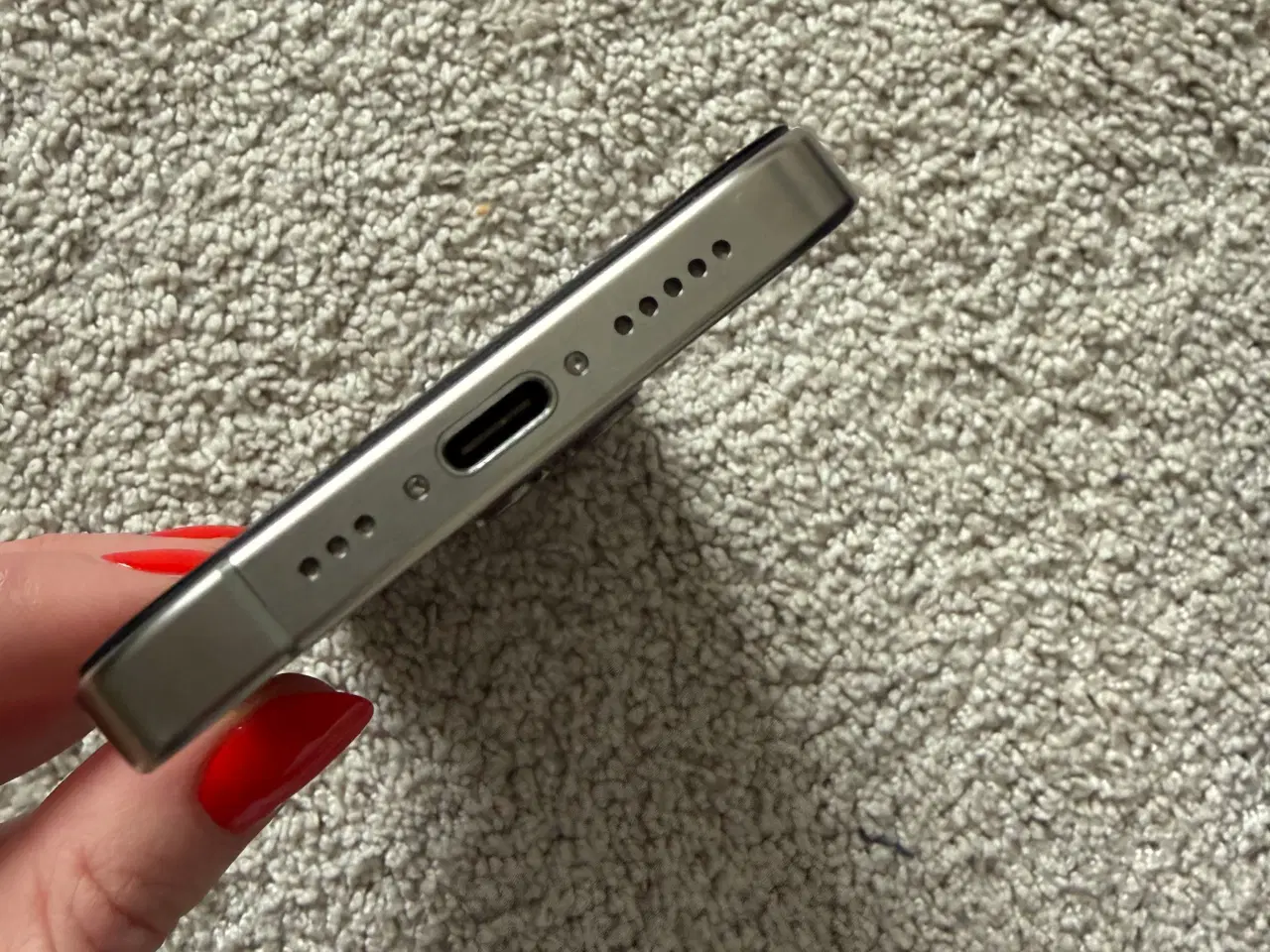 Billede 3 - iPhone 15 pro, 128 GB