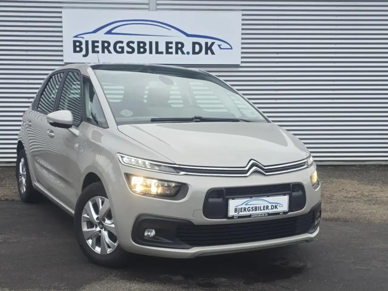 Billede 1 - Citroën C4 Picasso 1,6 BlueHDi 120 Iconic LTD